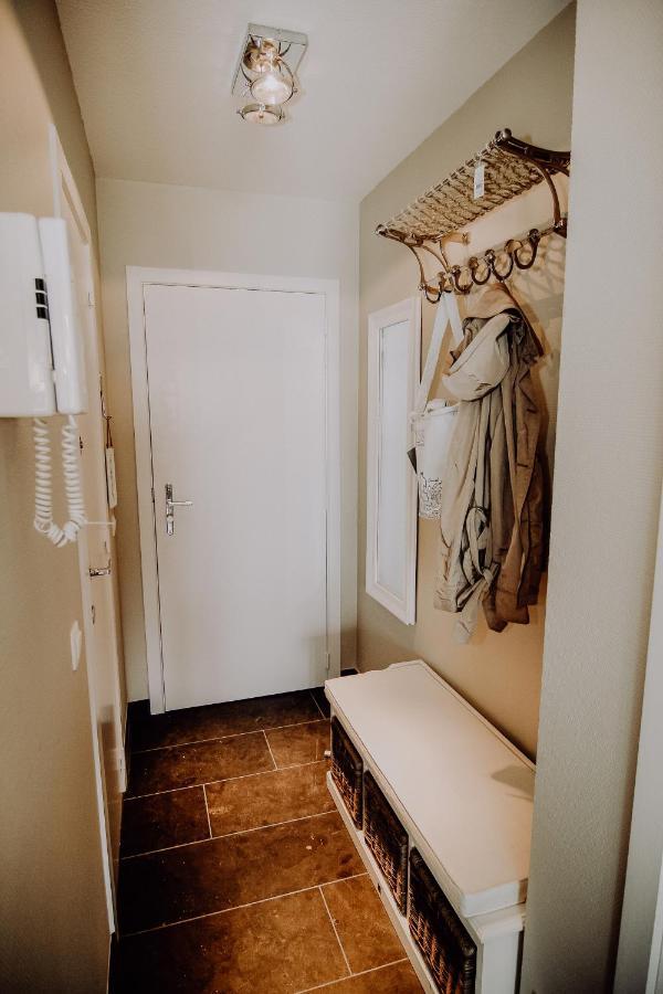 La Meremoi - With Balcony And Sea View Apartment Blankenberge